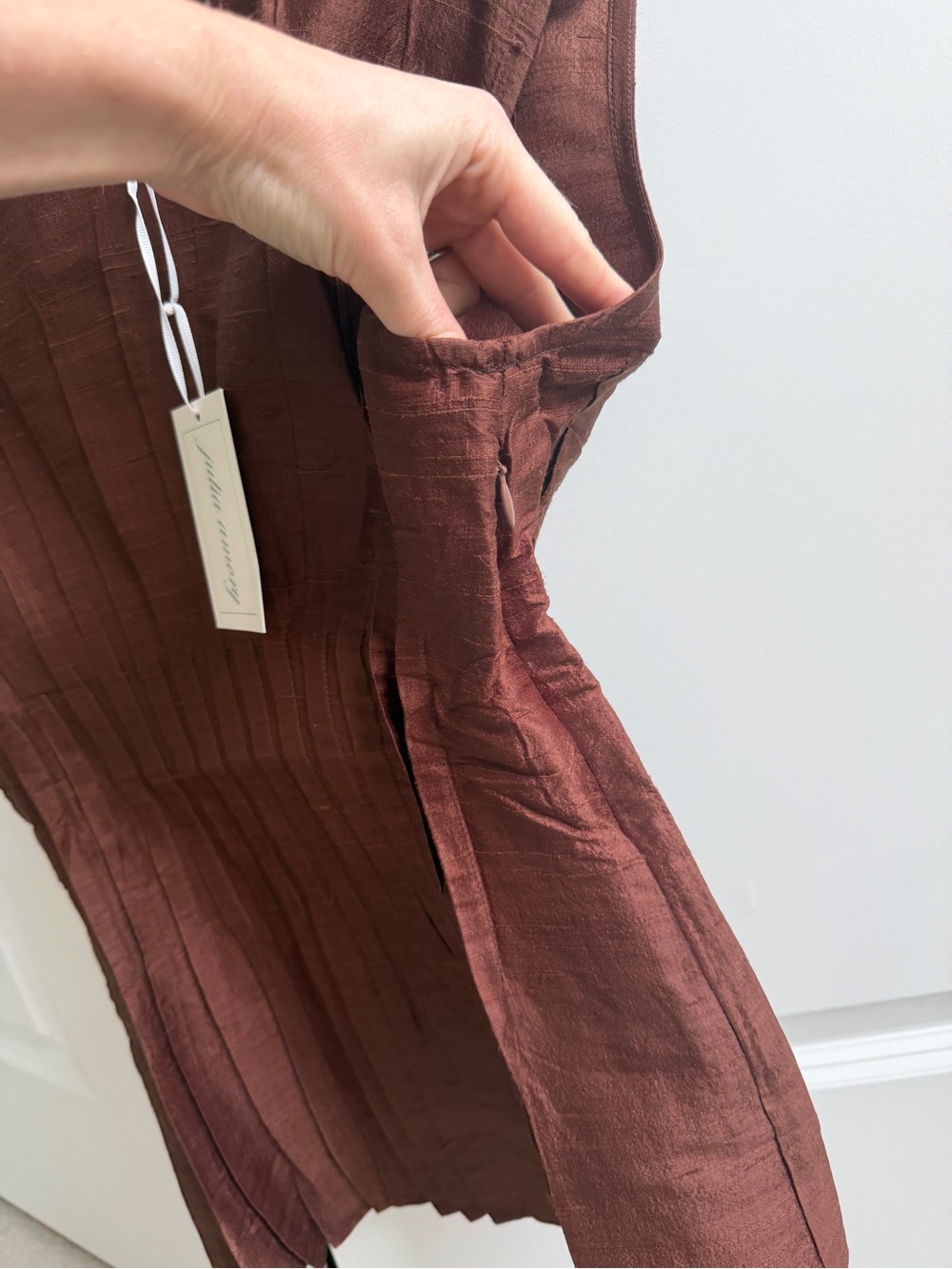 Julia Amory Silk Ava Top in Coco XS - Picture 3 of 3